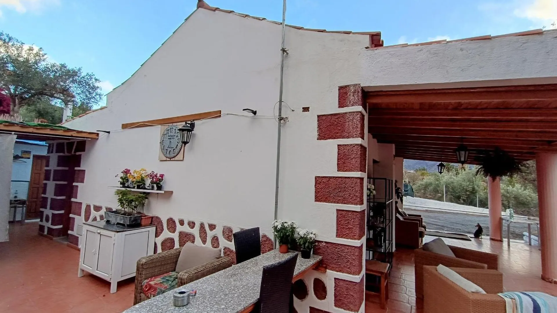 Santa Lucia La Casa De La Pradera Bed & Breakfast